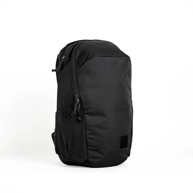 Evergoods Civic Half Zip 26L (CHZ) - Solution Black