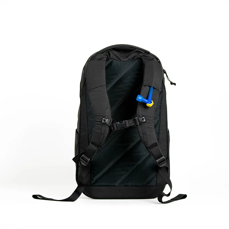 Evergoods Civic Half Zip 26L (CHZ) - Solution Black