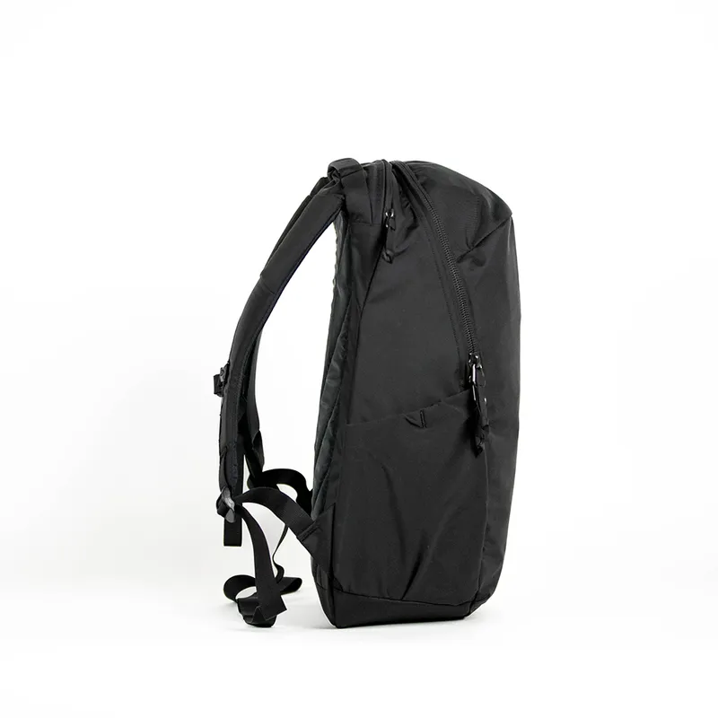 Evergoods Civic Half Zip 26L (CHZ) - Solution Black