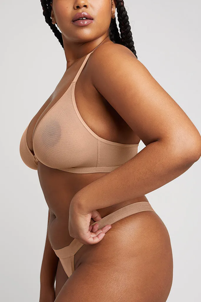 Sieve Racerback Bra in Buff